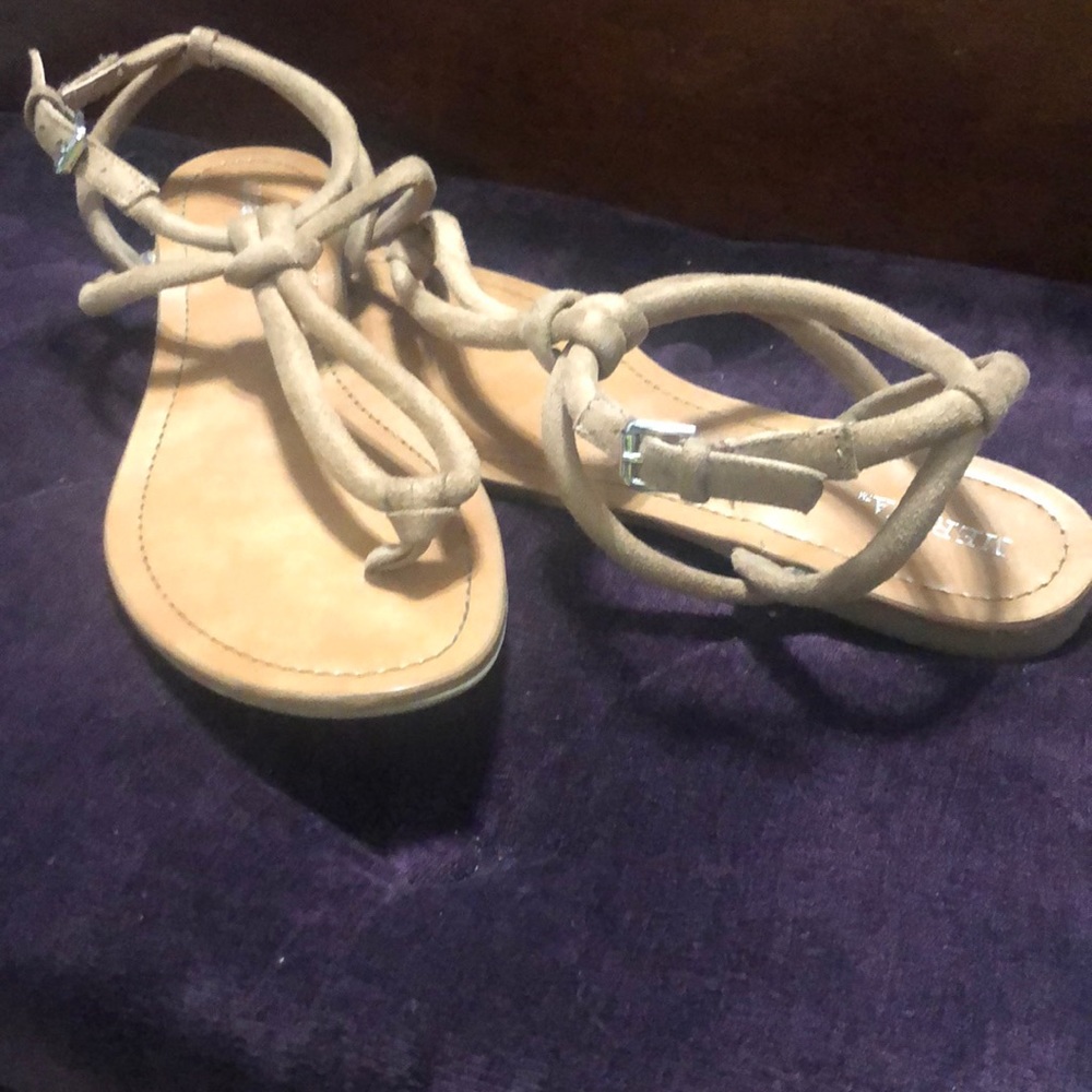 Sandals - Picture 2 of 3